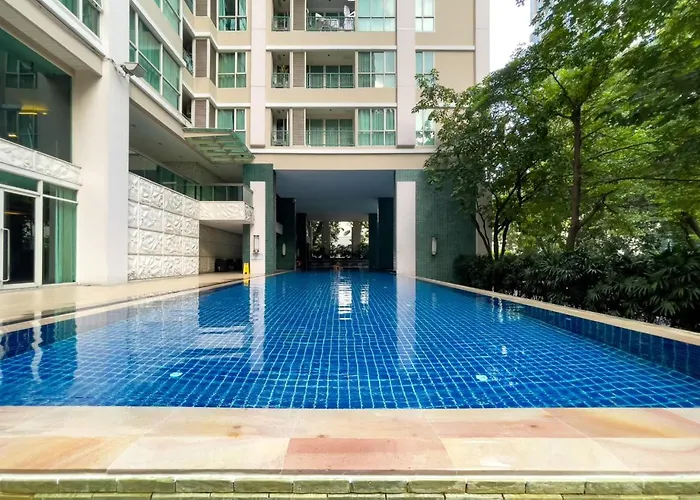 300m Bts L Large 110 Sqm L Pool And Sauna * 曼谷