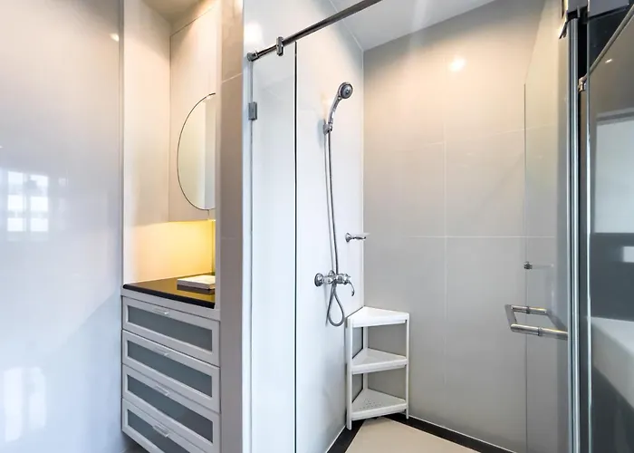 300m Bts L Large 110 Sqm L Pool And Sauna 公寓 曼谷