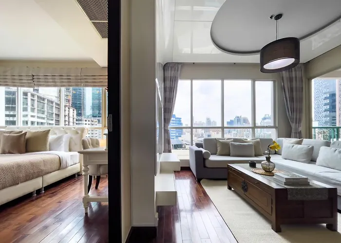 300m Bts L Large 110 Sqm L Pool And Sauna 公寓 *